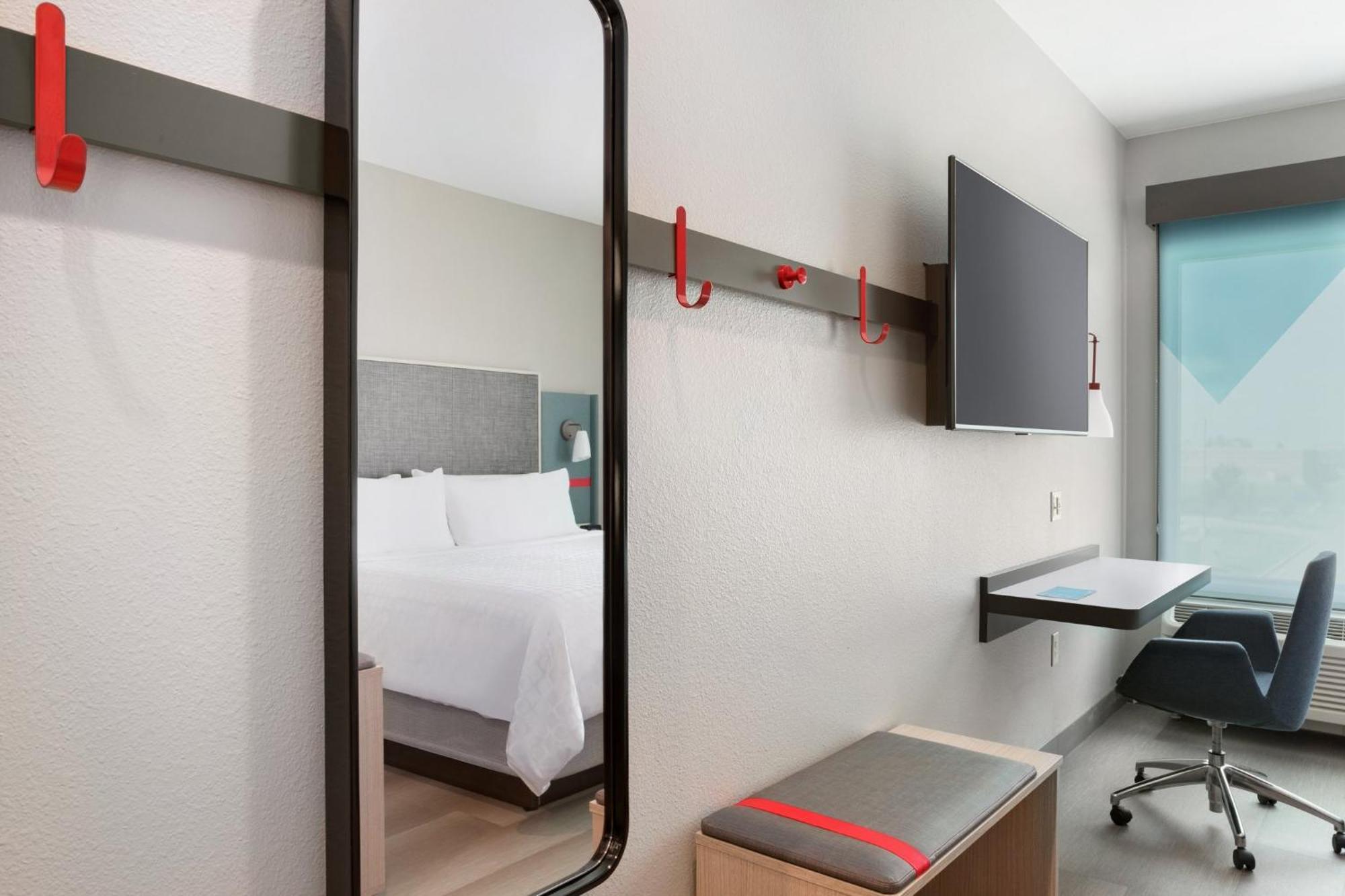 Avid Hotel Traverse City By Ihg Εξωτερικό φωτογραφία